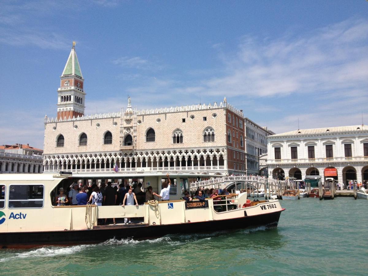 Residenza Dondel Veneza Exterior foto